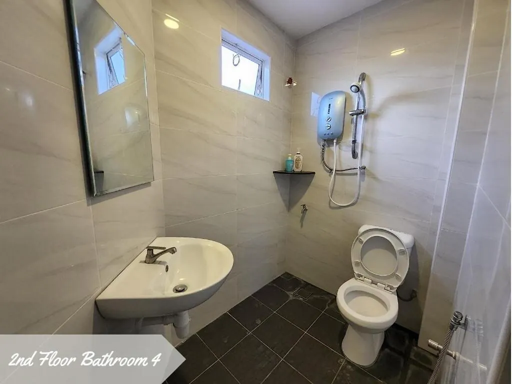 Luxury Spacious Home, Comfy Hill Malacca 0*,  Malaysia