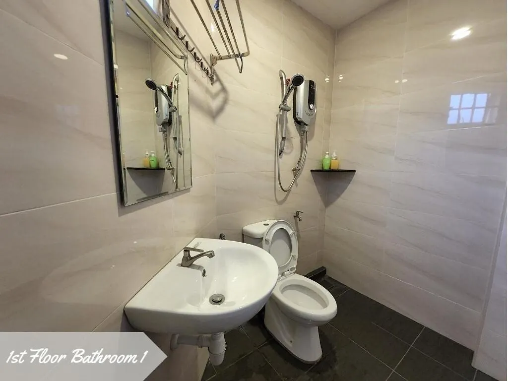 Luxury Spacious Home, Comfy Hill Malacca Malaysia
